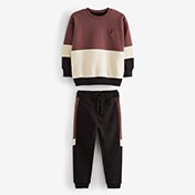 Sets & Outfits